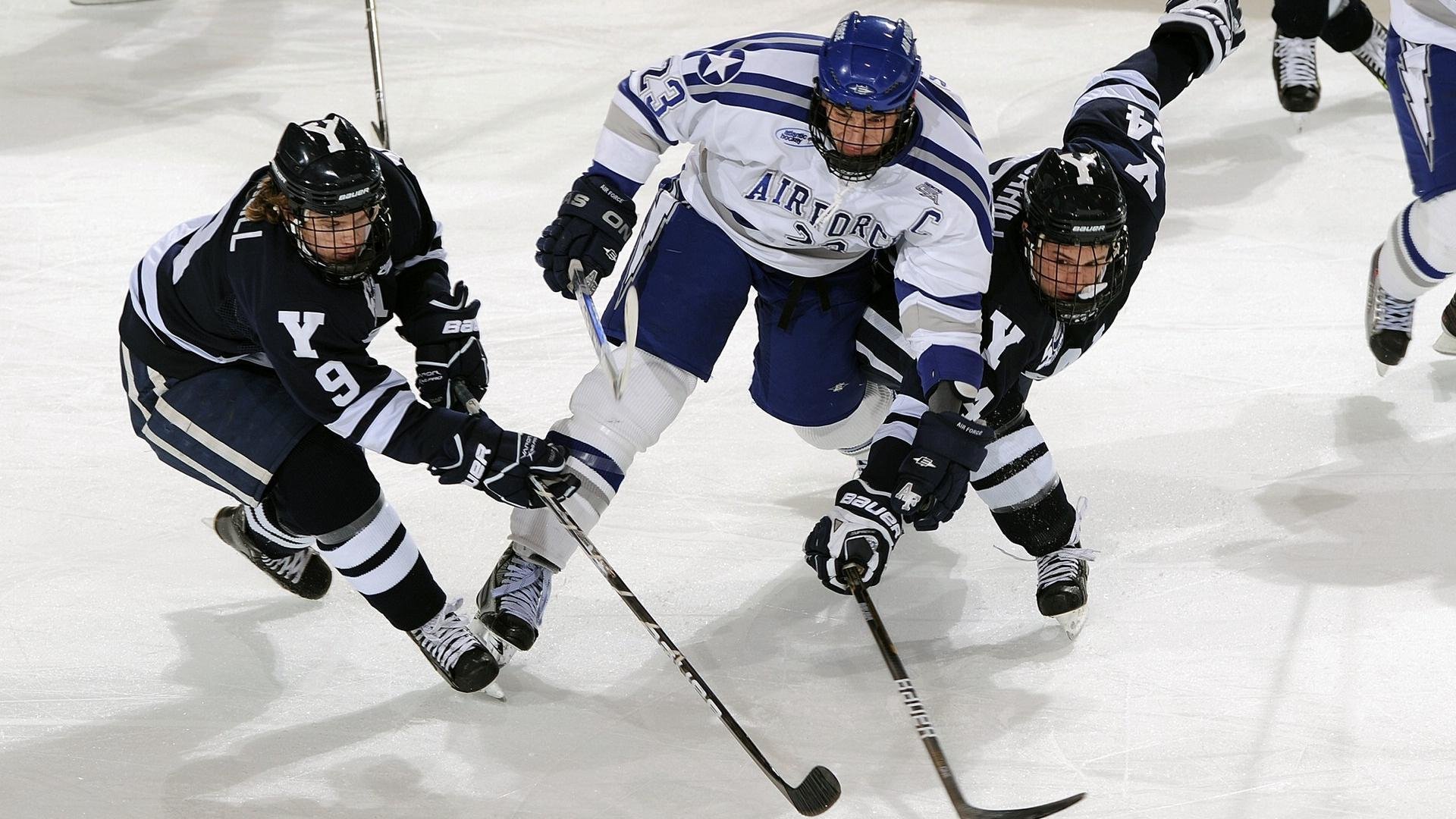 王牌队战术调整见成效，王牌战队口号大全